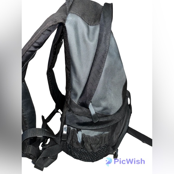 Tamarac Camera Backpack - Picture 8 of 11